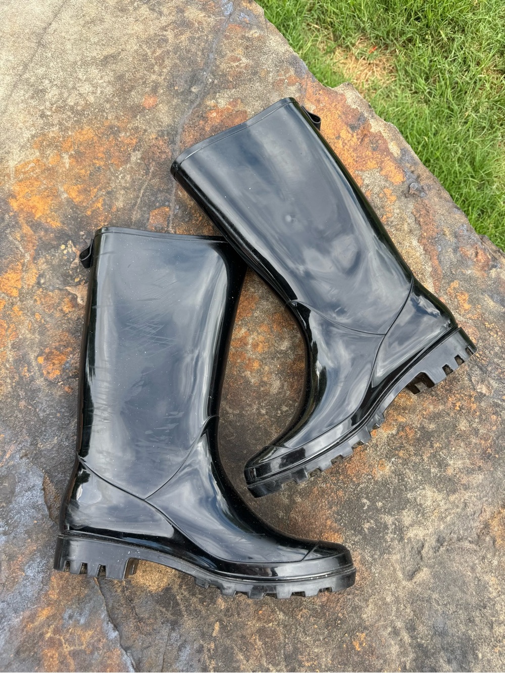 Nicole Miller New York Tall Rain Boots Black Glossy Rubber Lug Sole Sz 9M - Picture 8 of 13